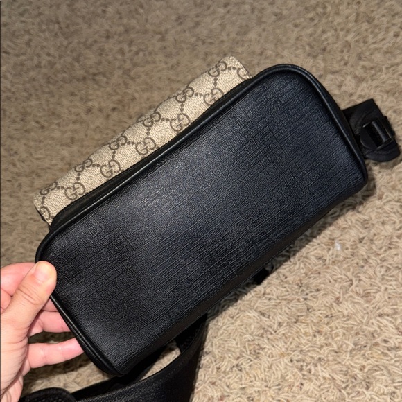 Gucci Beige and Black GG Canvas Backpack - Picture 5 of 7